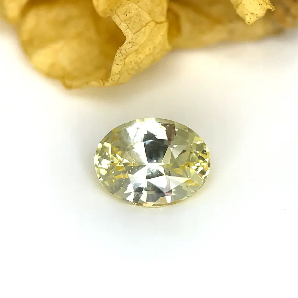 1.05ct Yellow Sapphire