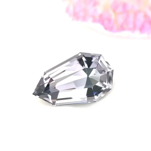 1.38ct Grey Spinel - Image 3