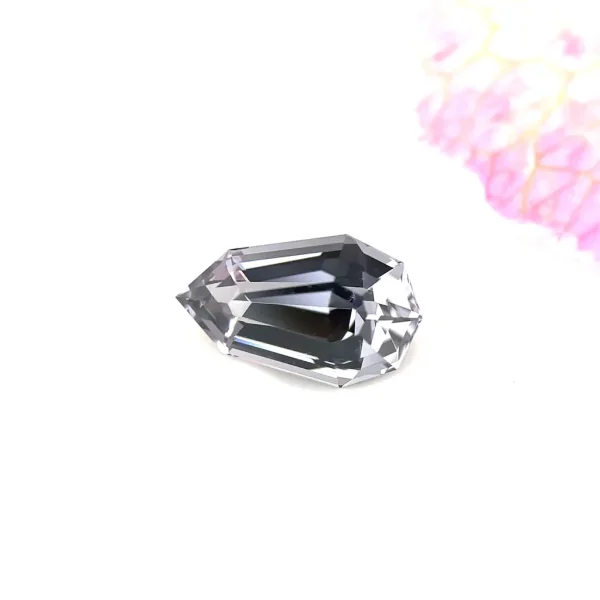 1.38ct Grey Spinel - Image 4